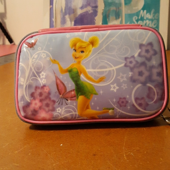 Nintendo Other - Carrying case